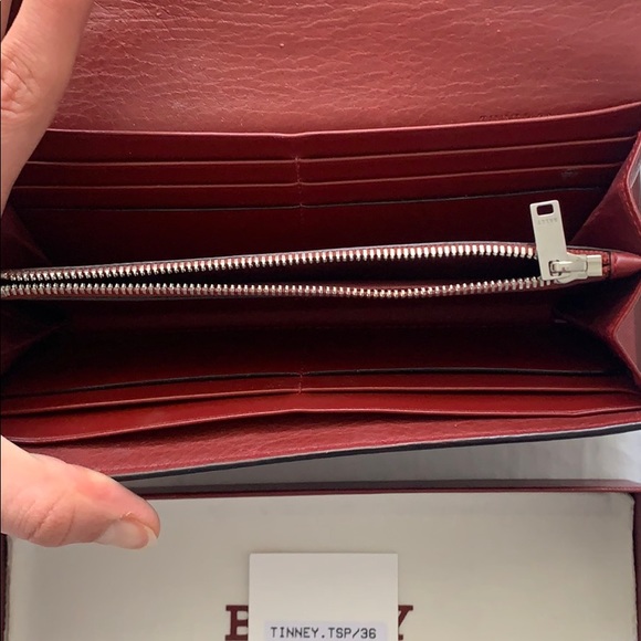 Wallet - Picture 5 of 9